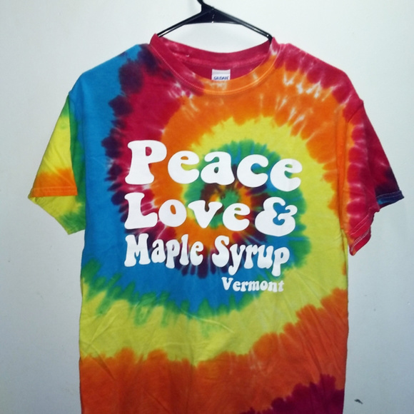 Other - TIE DYE T-SHIRT Vermont - Peace Love Maple Syrup Other - TIE DYE T-SHIRT Vermont - Peace Love Maple Syrup